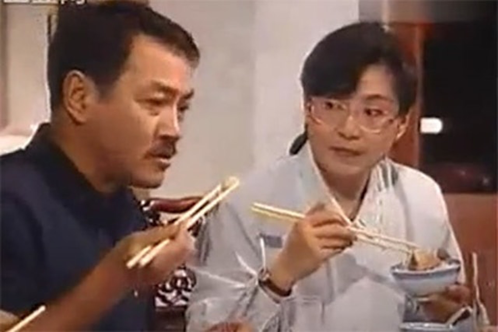刘丹曾在电视剧《真情》饰演叉烧炳。