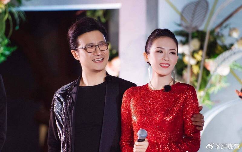 章子怡与歌手汪峰于23日无预警共同官宣结束8年婚姻。