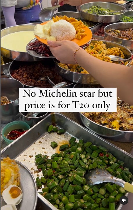 女网红打趣说，该杂饭店没有米其林星评，但价位却是T20群体。