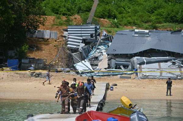 兴建中度假村坍塌 4人埋压废墟堆【内附音频】
