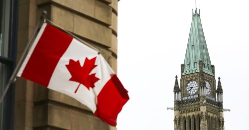 不满住房医疗恶化 新移民加速 离开加拿大