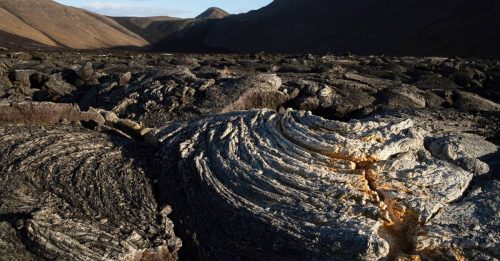 14小时近800起地震！ 冰岛忧火山喷发 宣布紧急状态