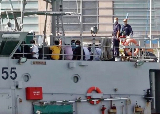 4名南亚人偷渡入境香港 大屿山鸡翼角岛上挥手求救