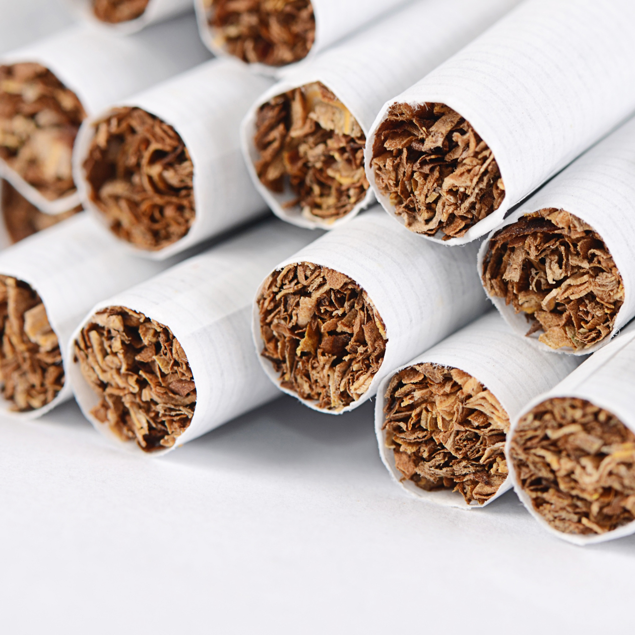 烟草产品管制法案｜禁卖烟品予未成年者 初犯罚2万或监1年
