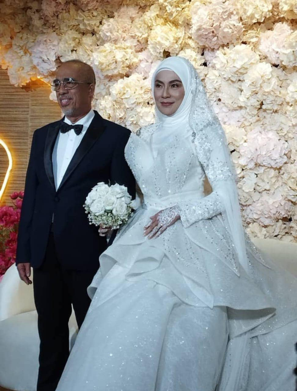 陈蜿蓁提及老公沙比利，称对方是自己亦师亦友的伴侣。