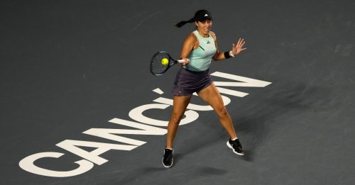 年终女网总决赛｜2盘淘汰高芙  佩古拉先闯决赛