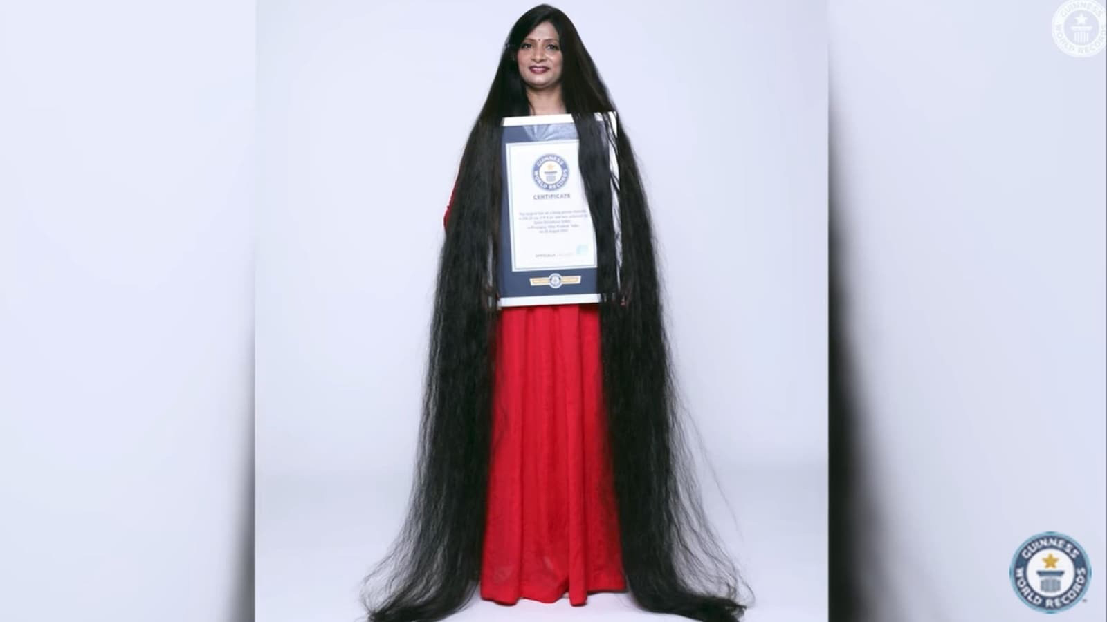 头发长2.36公尺 女子破世界纪录