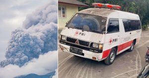 印尼火山爆发 寻获11登山客遗体
