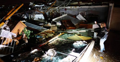 美田纳西州遭龙卷风吹袭 酿6死23伤