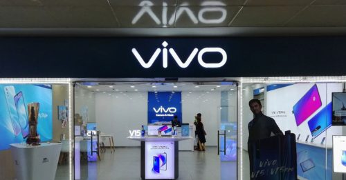 指涉金融犯罪 印度扣押 Vivo 3人
