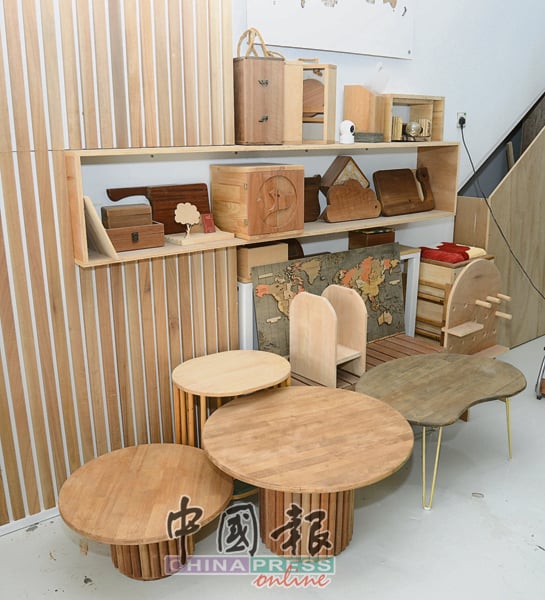 从木制地图、咖啡桌、露营桌、搁板，再到日式组字（Kumiko）设计收纳盒等，木材可塑性高，可制成各种创意作品。