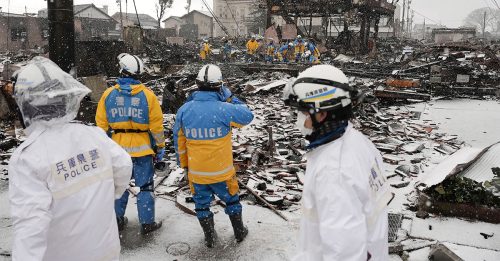 日本强震｜罹难者增至126人 逾500地震 灾民哭：饶了我吧