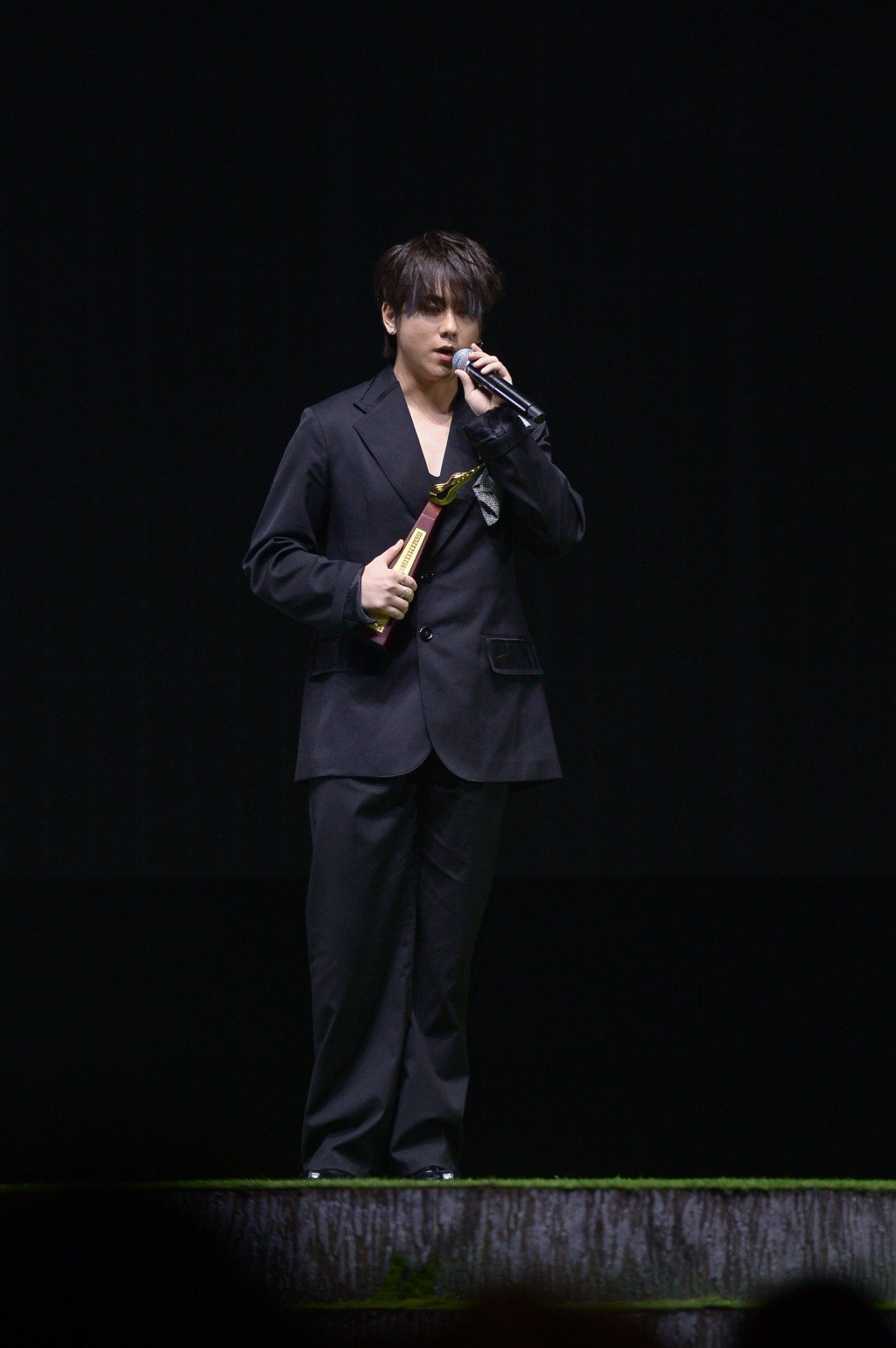 姜涛连续4年夺得“我最喜爱的歌曲大奖”。