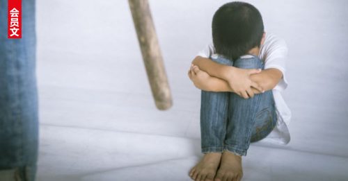 会员文：就是娱｜女星遭父家暴不堪回首 童年出道险遭性侵