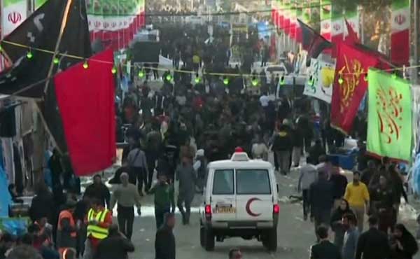 爆炸事件发生后，伊朗红新月会奔赴现场救援爆炸中的伤者。