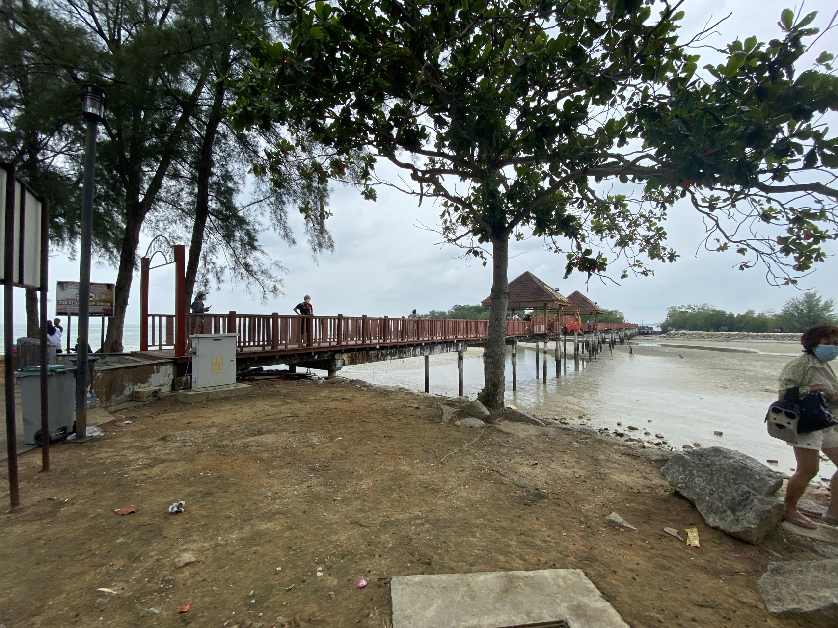 ■Pantai Cahaya的情人桥，是波德申著名景点之一。