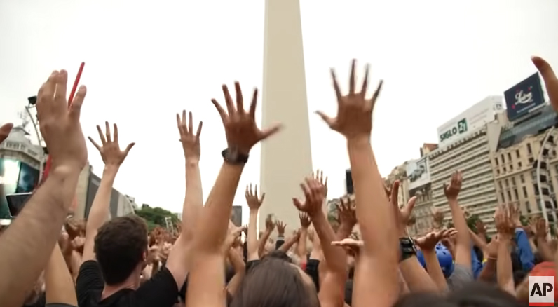 鸟山明逝世｜齐发龟派气功 阿根廷粉丝悼鸟山明