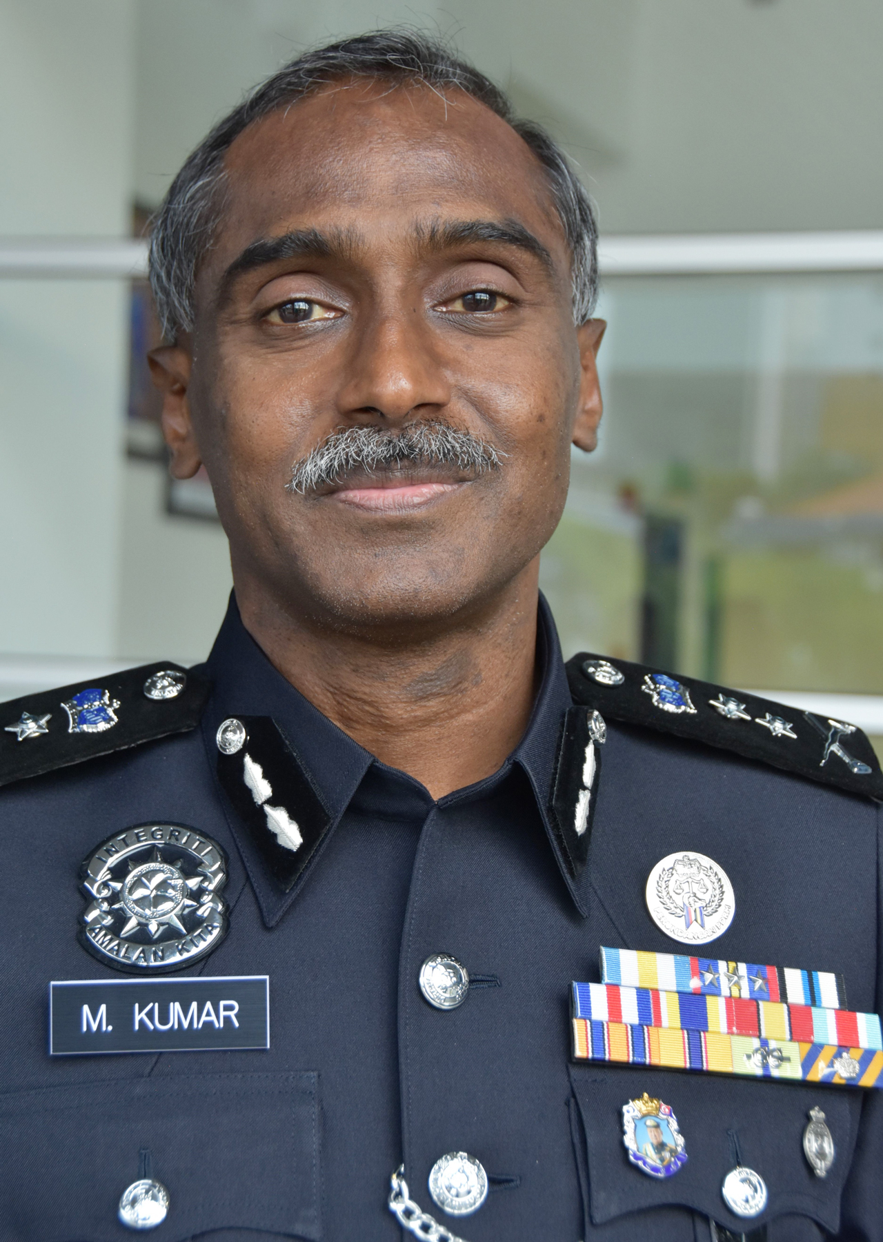 太残忍!母用利器割喉杀死儿子 再WhatsApp血淋淋照片给丈夫