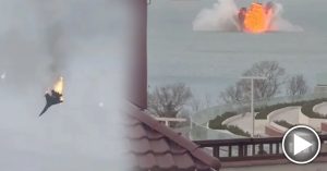 俄战机着火坠黑海 机师弹射逃生获救