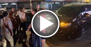 印裔男疑醉駕連撞6車 再撞雜貨店大門