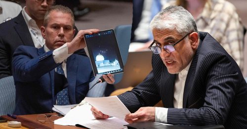 伊朗袭击以色列｜联合国安理会紧急会议 以伊大使互呛“和平威胁”