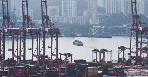 货柜码头吞吐量 香港首次跌出全球十大