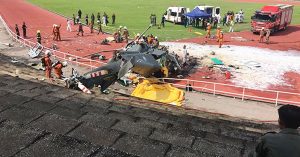 直升机相撞｜坠机发生在一瞬间 目击者：没爆炸声 也不见火花