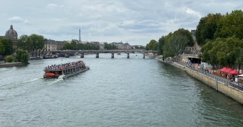 巴黎奥运提升保安警戒 进入塞纳河沿岸须扫QR码
