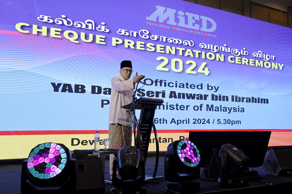 Perdana Menteri Datuk Seri Anwar Ibrahim 