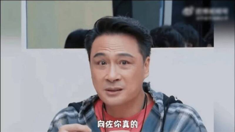 吴镇宇批评向佐演技。