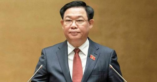越南国会主席遭免职 总书记争夺战号角响起