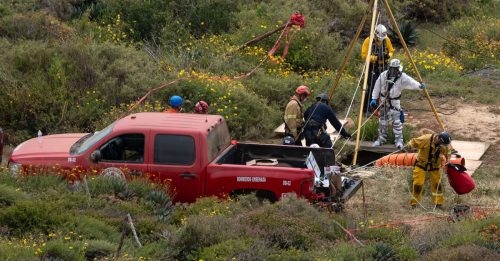 美澳3冲浪客度假失踪 墨警在井中寻获尸体