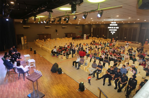 在古来眉山大酒家举行的防网络诈骗活动圆满成功。