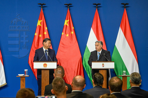 中国国家主席习近平（左）与匈牙利总理欧尔班9日出席联合记者会。（欧新社）

AFP 20240509-154213.jpg
