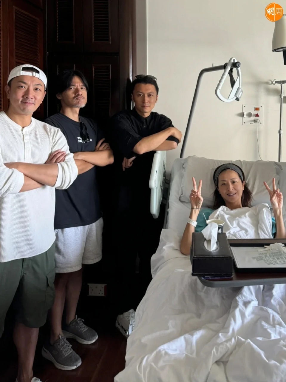 徐濠萦开刀住院,谢霆锋、冯德伦、刘浩龙前去探望。