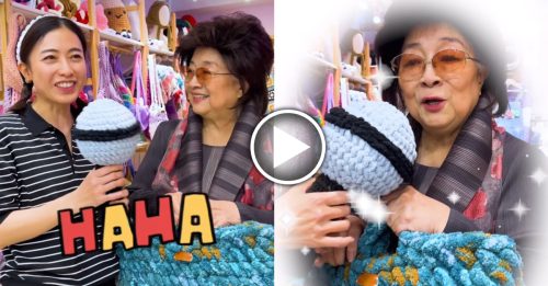 75岁徐小凤学钩织   即兴晒歌喉获赞