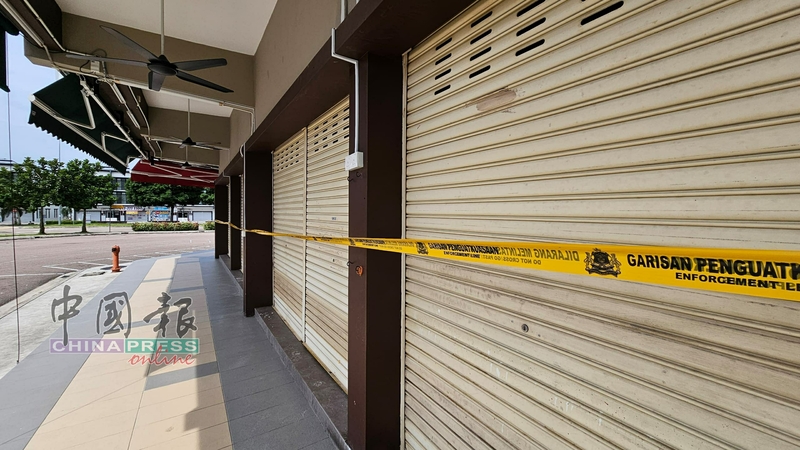 独家｜真的给“狗痴”害惨了! 嘛嘛店遭查封  清洗桌椅地面7次