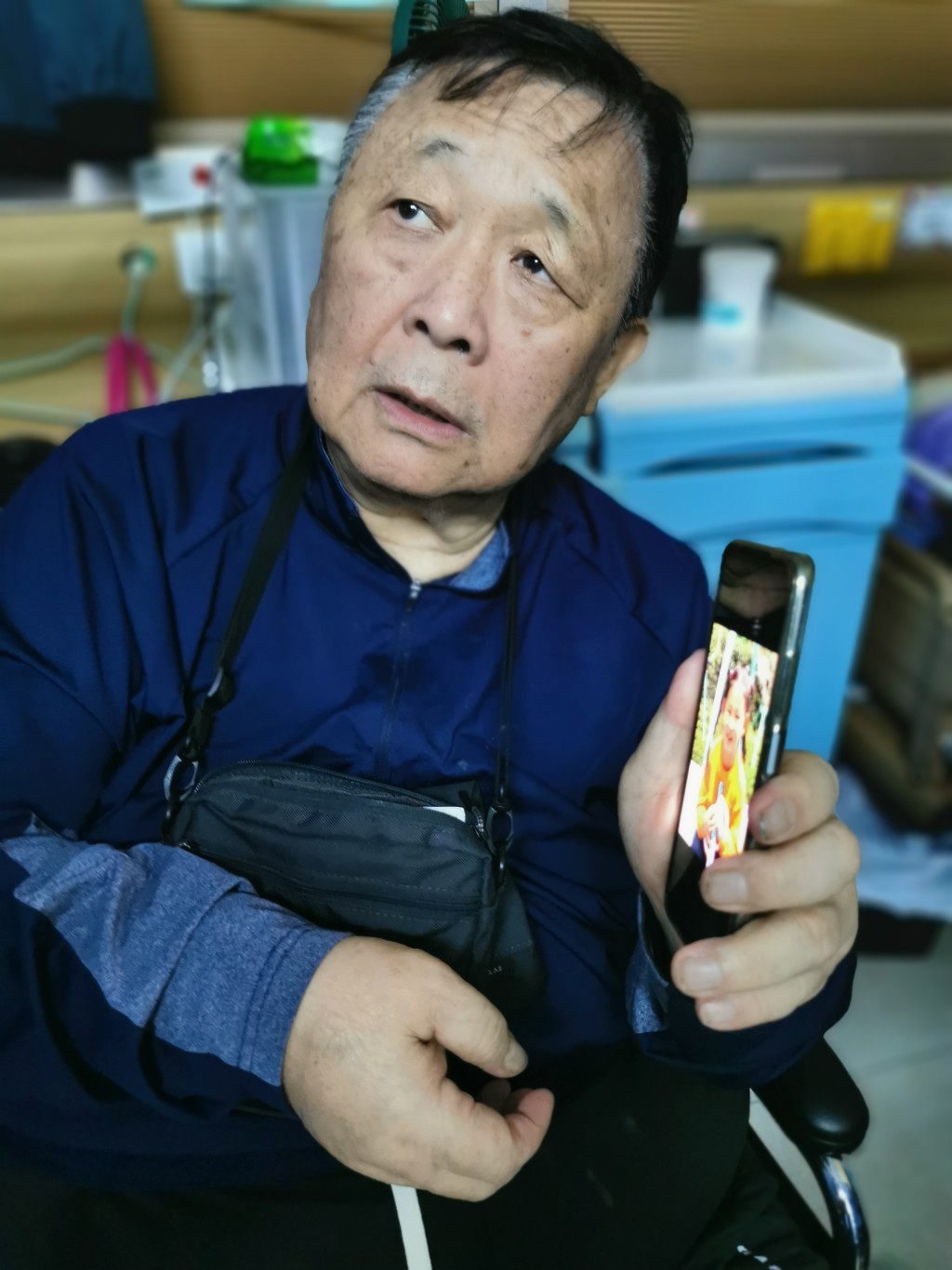 秦煌将没有血缘关系的女儿视如己出。