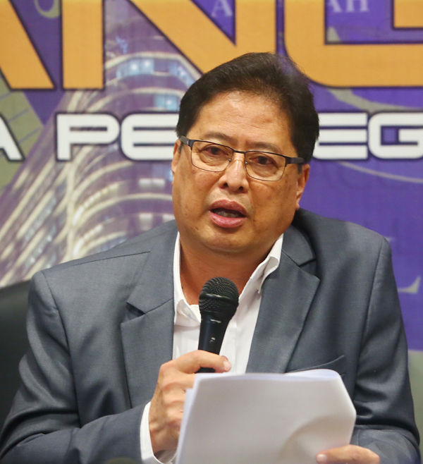 机场放人非法入境案捕60人 包括49移民官员 1警和10中介