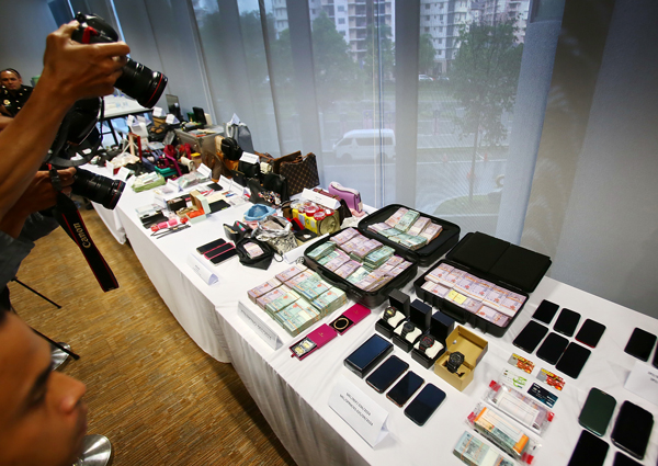 机场放人非法入境案捕60人 包括49移民官员 1警和10中介