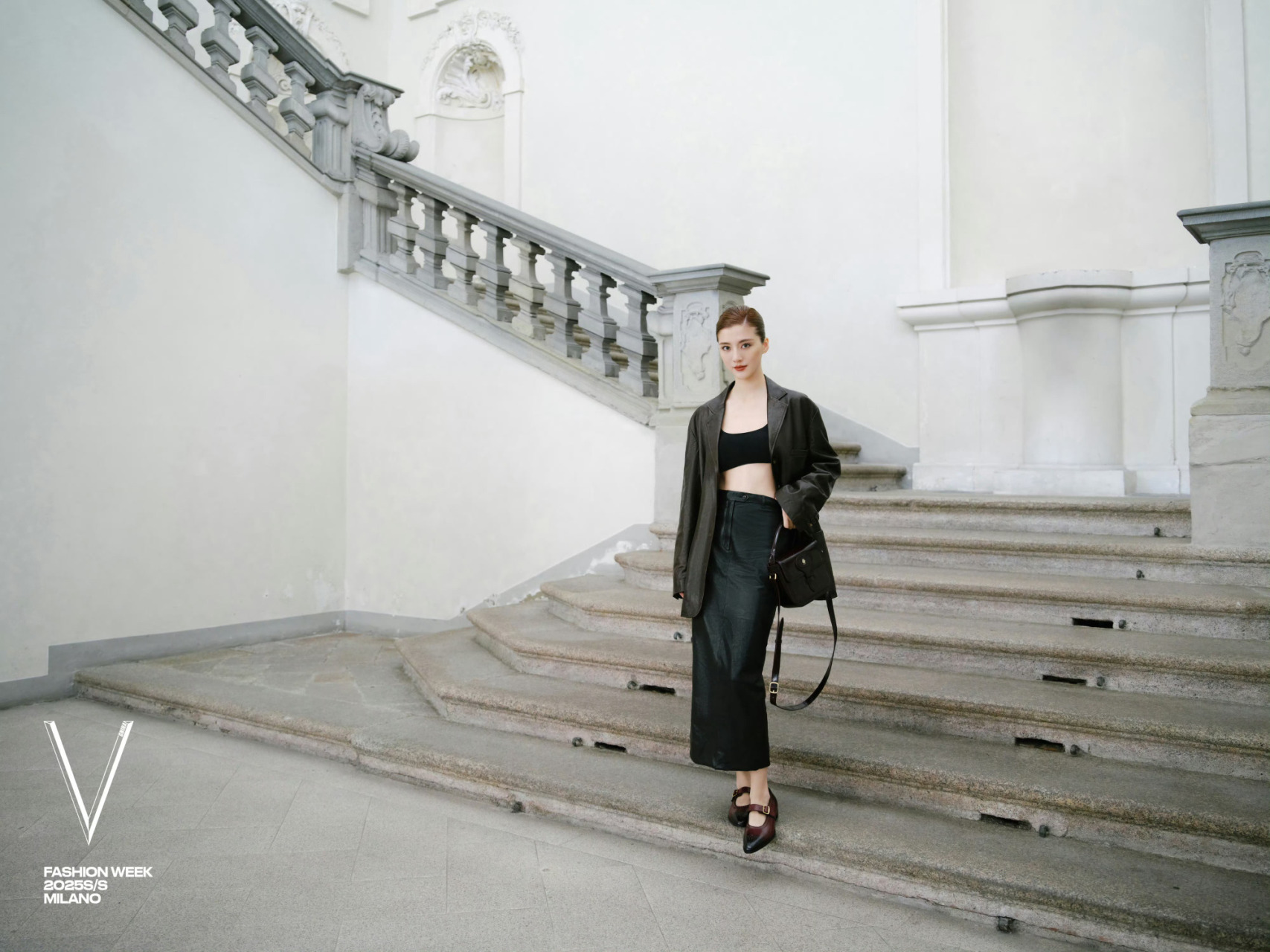 买天价砧板作摆设 吴千语被批炫富