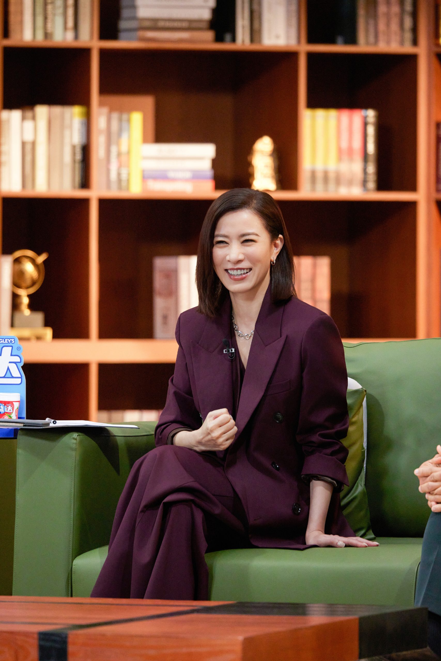 佘诗曼超自律身材管理  狂健身操出完美蜜桃臀