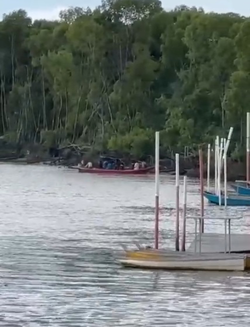 消拯队在距离100公尺外处找到男性遗体。


