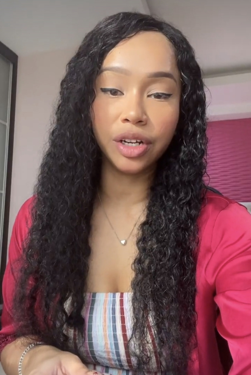 说唱女歌手Sharifah Zamaera。