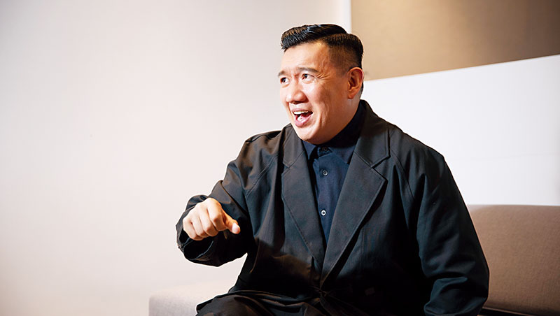 杜汶泽赞卫诗雅演出，并指她打破英皇魔咒。