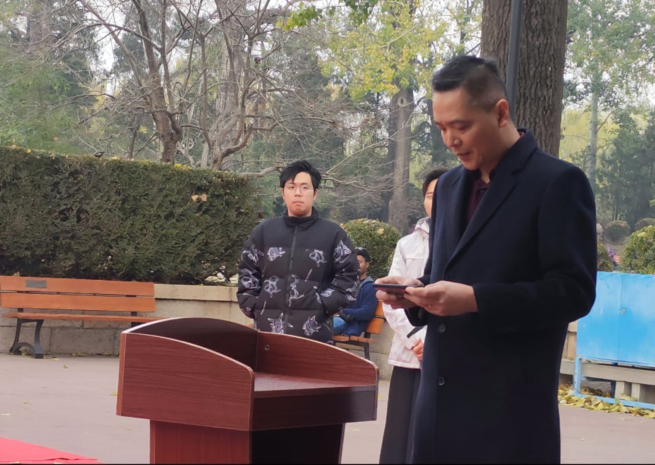 纪家葵说，二十四节令鼓融合了中国传统文化与现代打击乐艺术的独特表演形式。