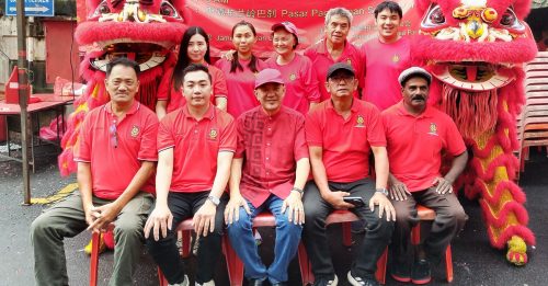 蕉赖斯嘉柏兰岭小贩公会 向居民拜早年