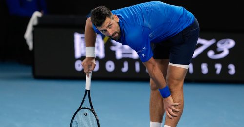 澳洲网球公开赛｜8强激战217分钟 卓科威奇“靠一条半腿晋级”