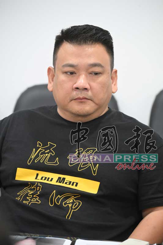 黄明山说，警方已援引蓄意伤人和刑事恐吓的罪名，开档调查。