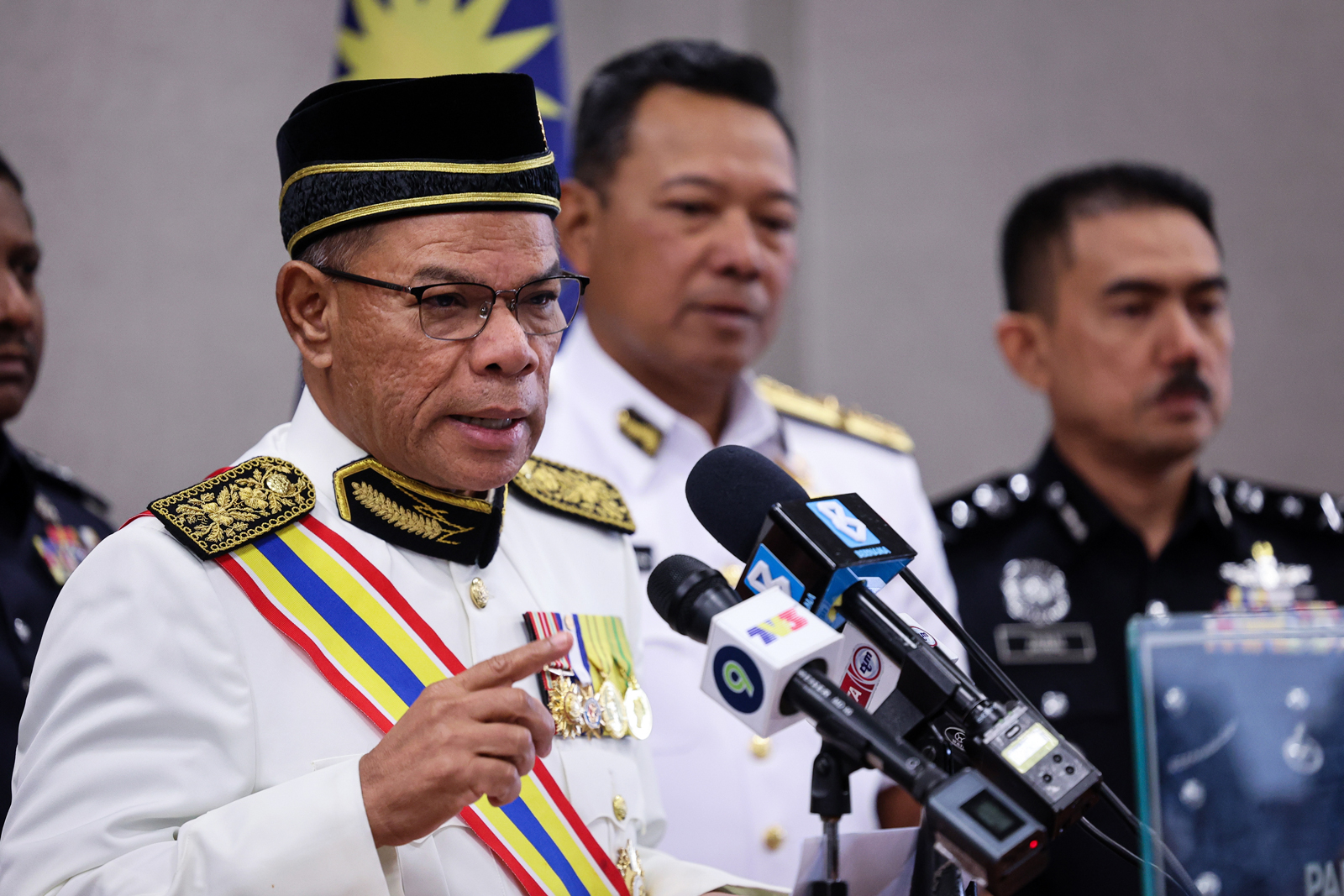 赛夫丁纳苏迪安召开记者会。